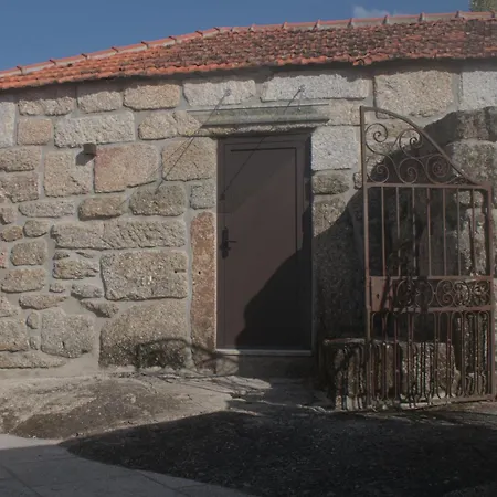 Casas Da Travessoa בית הארחה Marco de Canavezes