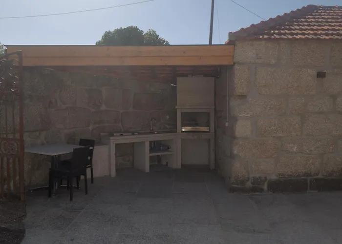 Casas Da Travessoa * Marco de Canaveses